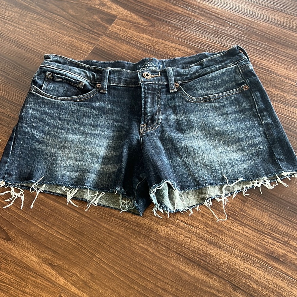 Lucky Brand, The Cut Off